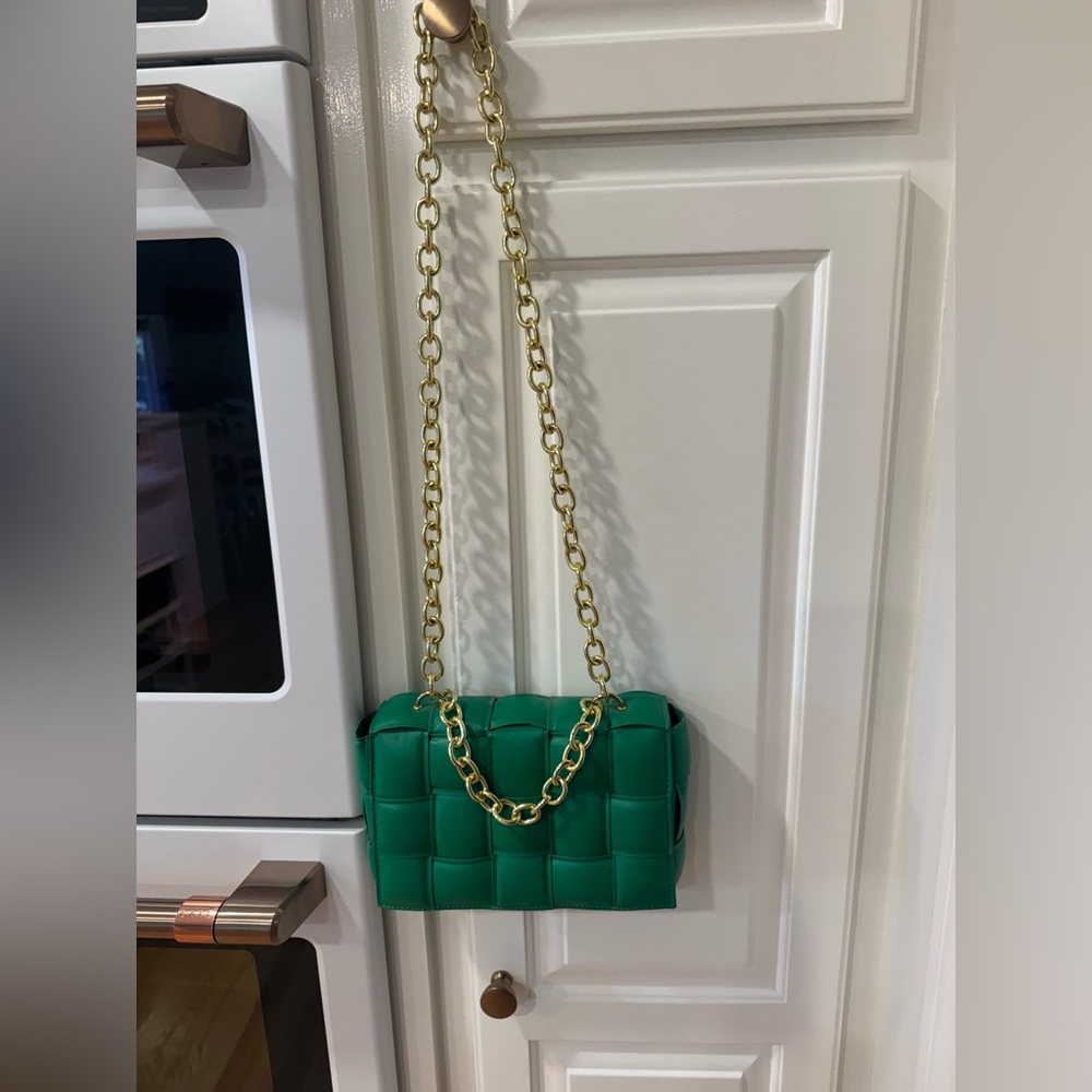 Green Woven Leather Shoulder Bag - Picture 2 of 14